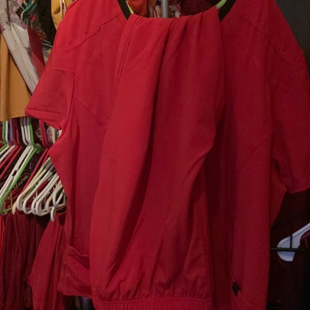 Size 3xl scrubstar scrub set red